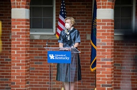 200914DeborahBirx028