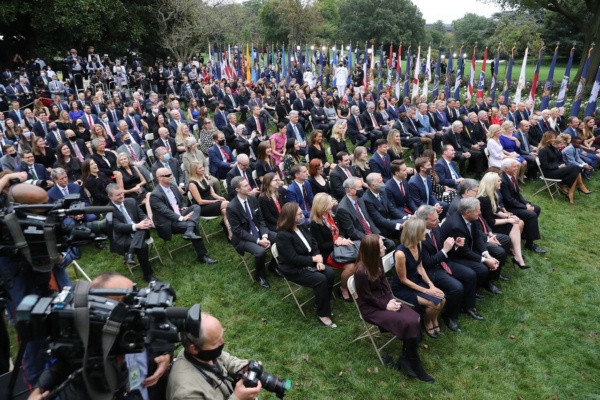 rose garden coronavirus spreader event outdoors