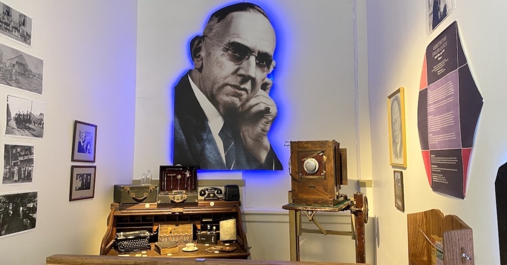 edgar cayce display