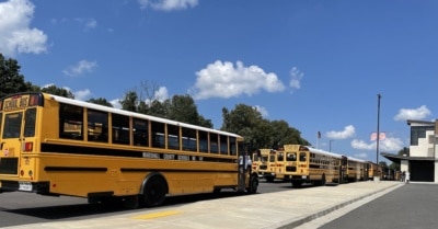 Buses line up at Marshall County High School on Wednesday, Aug. 11, 2021. (Photo by Liam Niemeyer, WKMS)
