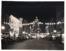 1932 Christmas for Keller column