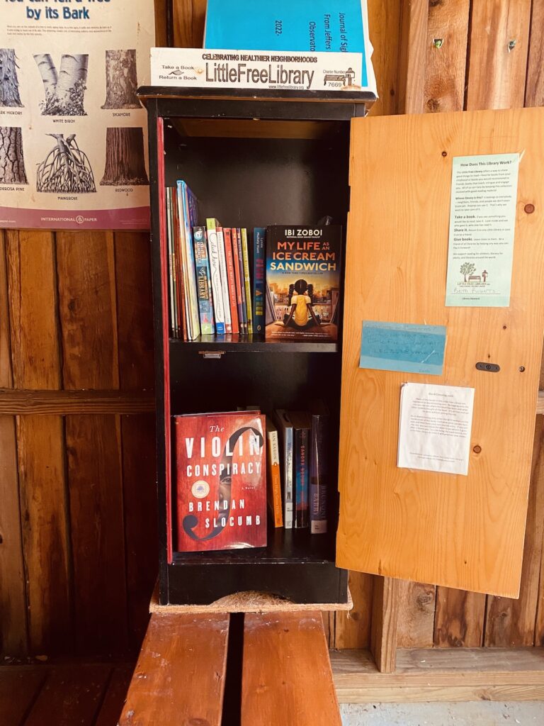 little free library at jeffers bend in hopkinsville
