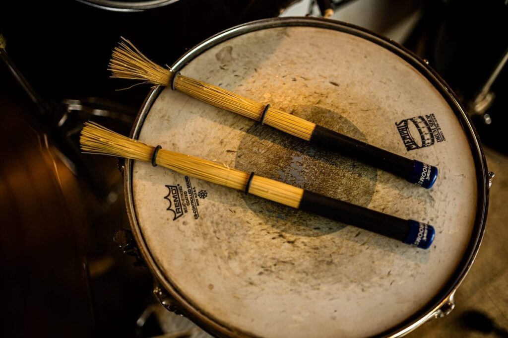 broom drumstick