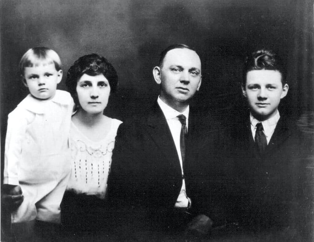 edgar cayce family portrait