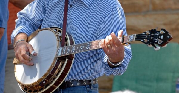 banjo feature