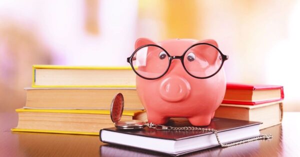 piggy bank financial literacy feature