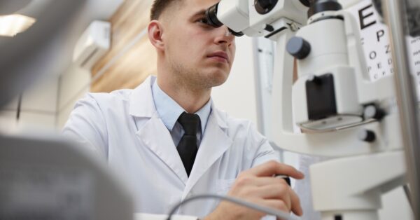 vision eye test feature