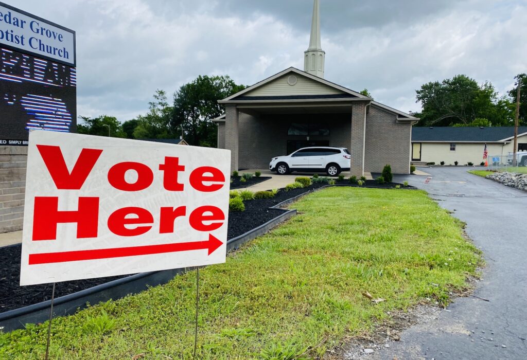 Christian county polling place sign on Second Stret