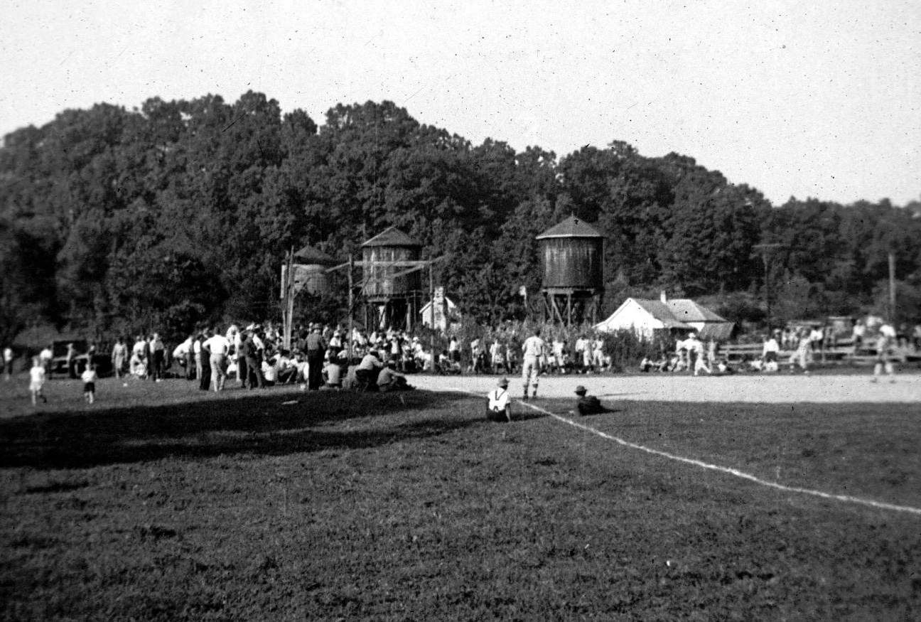 tobacco league baseball field in kentucky