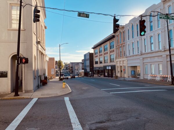 main street