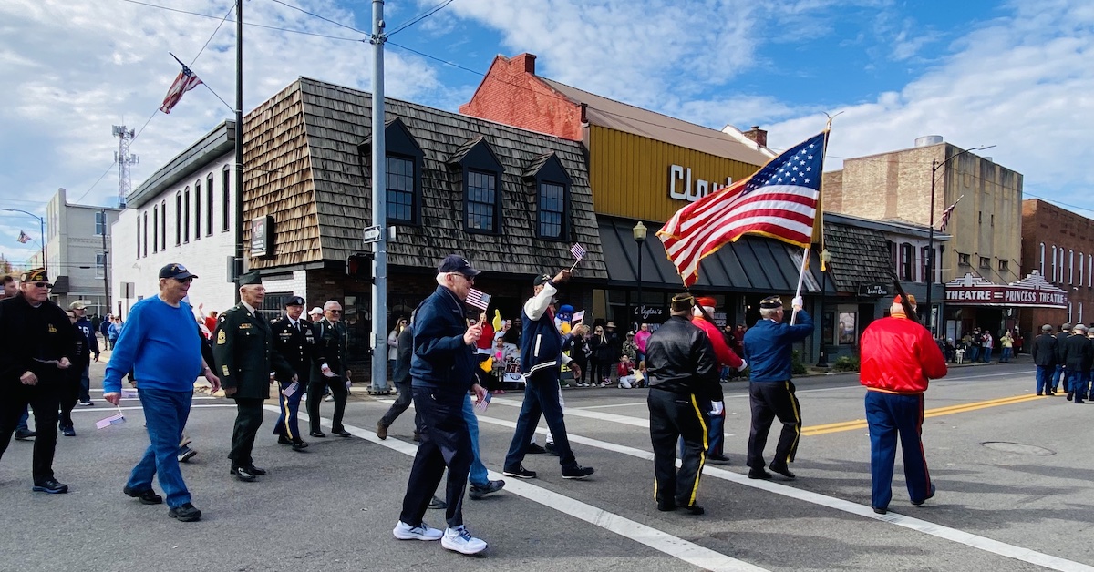 Honor parade participants