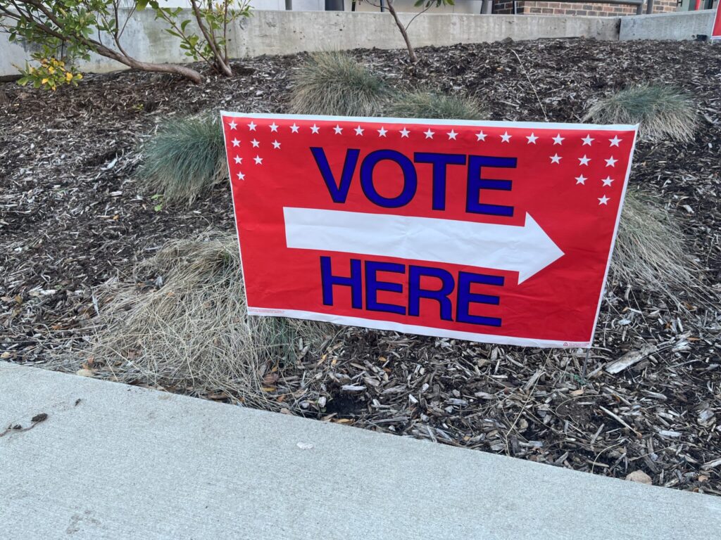 vote here sign