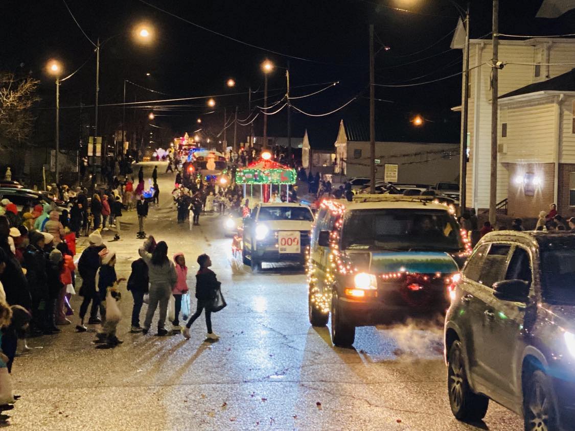 Hopkinsville Christmas Parade float