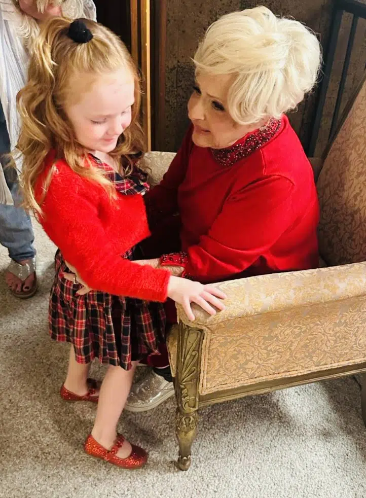 Hopkinsville girl is 'rockin' in new Brenda Lee video