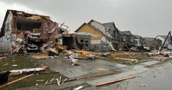 clarksville tornado house