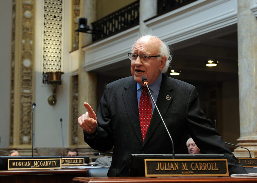 former kentucky governor Julian Carroll