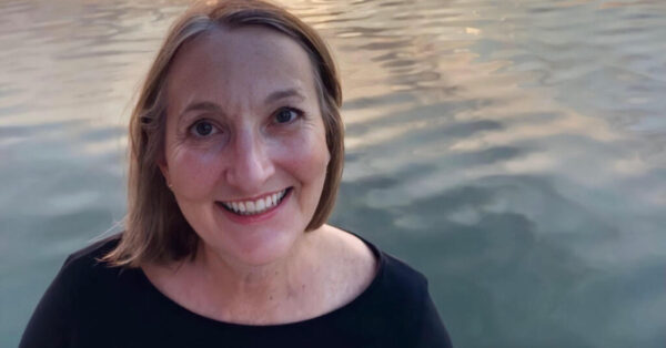 Jayne Moore Waldrop_headshot