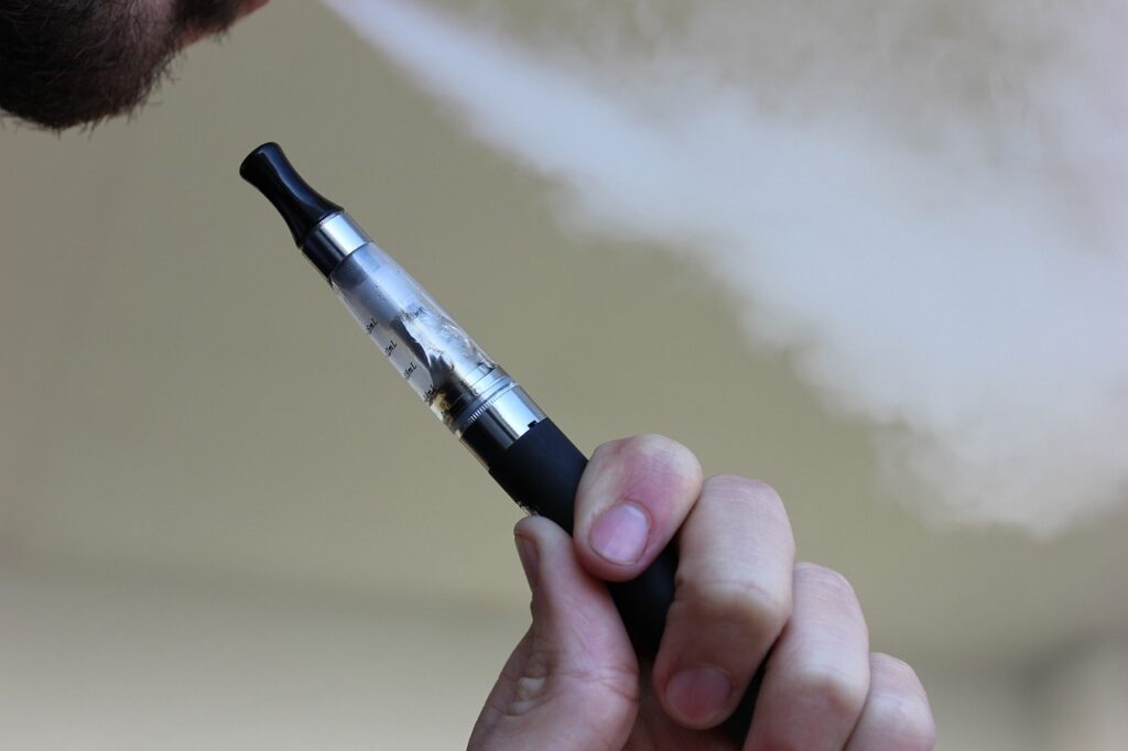 Electronic cigarettes becoming a bigger problem for Kentucky teens