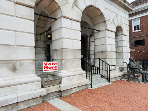 courthouse vote sign 051524
