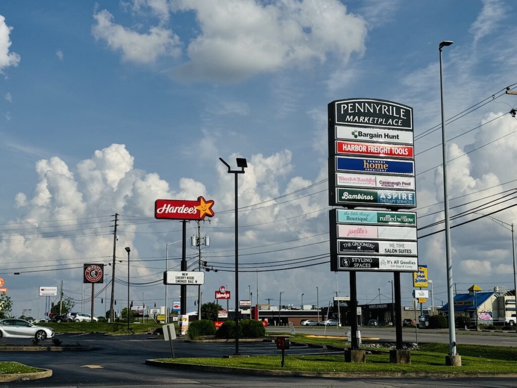 Pennyrile Marketplace strip mall on Fort Campbell Boulevard