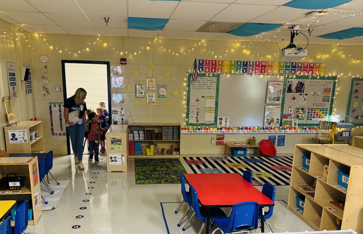 Students of Olivia Groom get their first look at their preschool classroom on Monday, Sept. 9, 2024, at the Dr. Martin Luther King Jr. Early Learning Center. (Hoptown Chronicle photo by Jennifer P. Brown)
