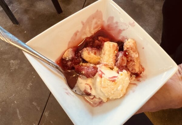 blackberry cobbler