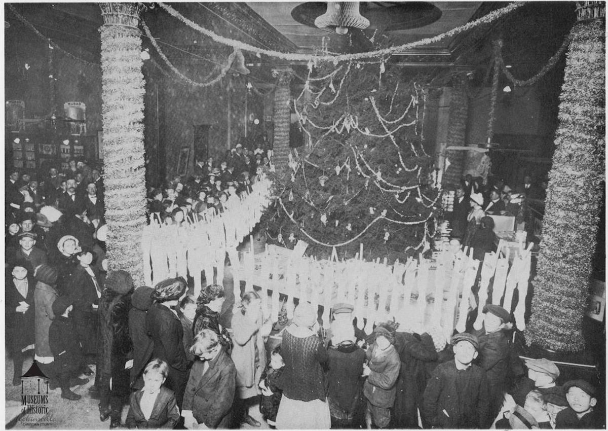 Children gathered in the early 20th century for a Good Fellows Christmas party at the Hotel Latham in Hopkinsville. Benefactors held the party a few days before Christmas each year from 1913 to 1923 (excluding 1916 and 1917) for children in need. Each child received a toy and a stocking with fruit and candy. (Photo from the collection of Christian County Historian William T. Turner)