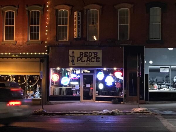 seneca falls red's place