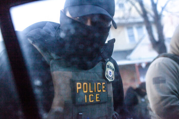 masked ice agent