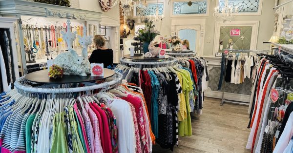 Spring clothing and accessories displayed on May 15, 2024, at the 6th Street Boutique. (Hoptown Chronicle photo by Jennifer P. Brown)