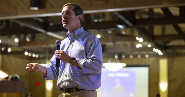 Gov. Andy Beshear speaks during the 26th annual Bean Dinner on Friday, Aug. 4, 2023. (Kentucky Lantern photo by Austin Anthony)