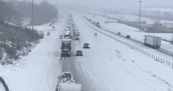 Snow-covered roads Sunday on Interstate 65 in Bullitt County. (Kentucky Transportation Department photo)