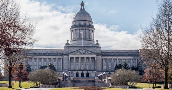 Kentucky-Capitol-grounds