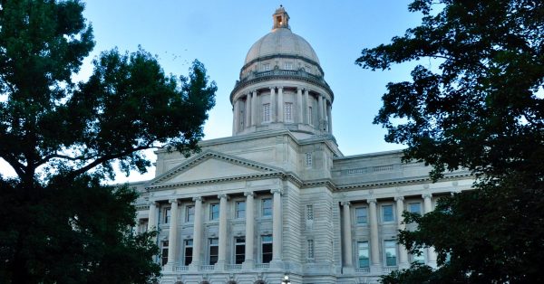 The south-east facade of the Kentucky State Capitol building located in Frankfort, Kentucky. (Creative Commons photo by Tedd Liggett)