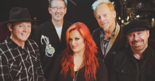 Wynonna-and-The-Big-Noise