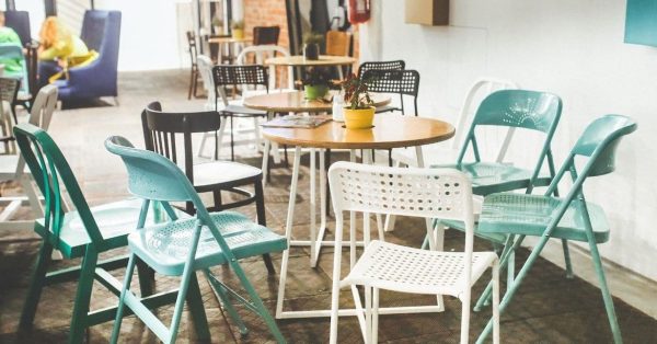 empty restaurant