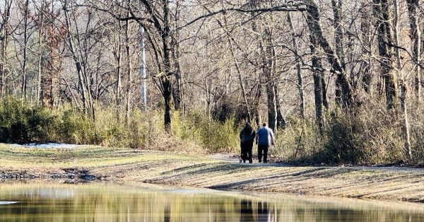 jeffers-walk couple