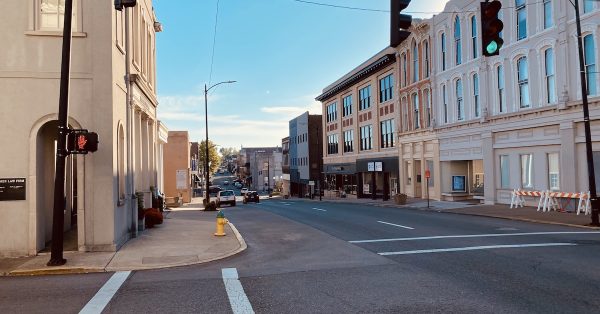 South Main Street at Seventh Street. (Hoptown Chronicle photo by Jennifer P. Brown)