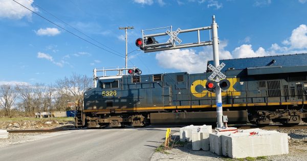 A CSX train heads north through downtown Hopkinsville on March 4, 2024, at the Seventh Street rail crossing. (Hoptown Chronicle photo by Jennifer P. Brown)