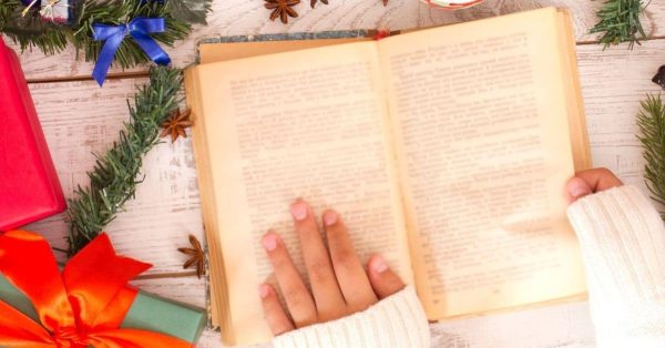 read books christmas feature