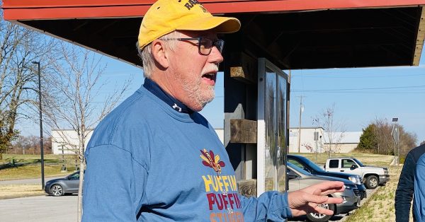 Hopkinsville Parks and Recreation Superintendent Tab Brockman speaks with participates in a Thanksgiving weekend Turkey Trot in 2021 at the Pardue Lane Trailhead. (Photo by Jennifer P. Brown)