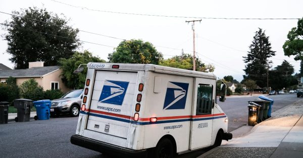 USPS mail truck